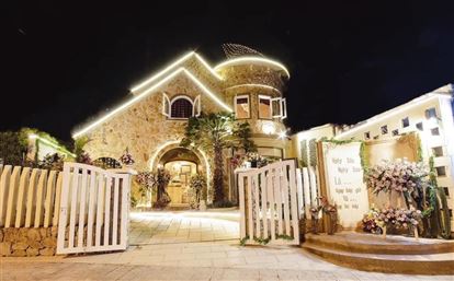 Choáng ngợp với những tòa lâu đài đẹp nhất Việt Nam